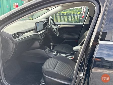 2024 Ford Focus 1.0T MHEV TITANIUM 125PS €26,450