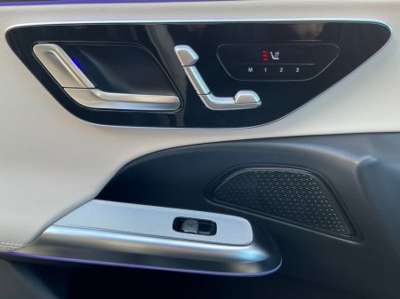 2026 Mercedes-Benz E Class E 300DE AMG Line Plus PHEV Saloon thumbnail