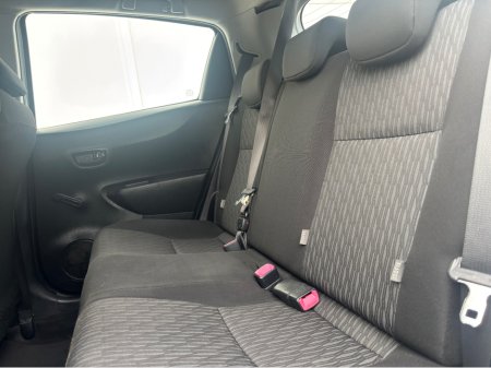 2014 Toyota Yaris 1.0 AURA 4DR €8,995 thumbnail