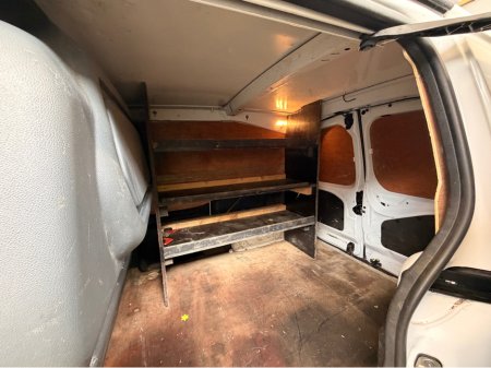 2017 Peugeot Partner PROFESSIONAL 1.6 BLUE HDI 75 3 €6,590