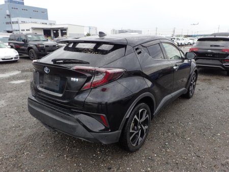 2018 Toyota C-HR G LED Edition €18,500 thumbnail