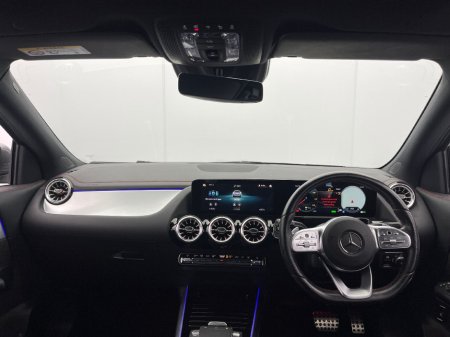 2021 Mercedes-Benz EQA 250 AMG LINE  PREMIUM 66.5kWh // PAN SUNROOF €26,950