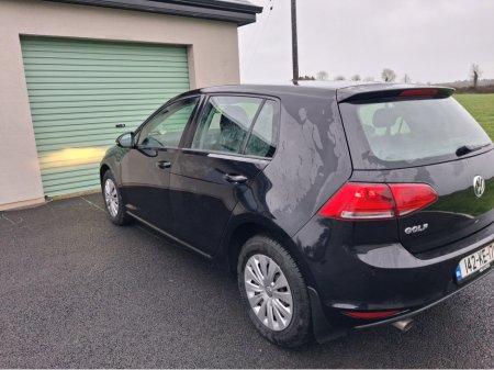 2014 Volkswagen Golf 1.6 TDI S BLUEMOTION 105PS 5DR €10,950 thumbnail