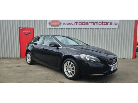 2015 Volvo V40 auto 1.6 se petrol low kms €10,250