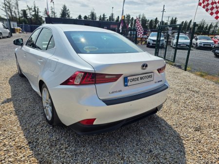 2017 Lexus IS 300 h 300h Executive €15,000