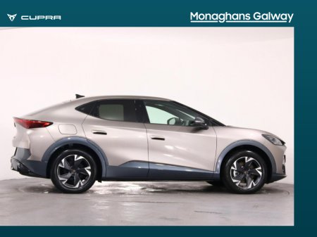 2025 Cupra Tavascan Endurance 4 (286hp) 77kWh | With Winter Pack - In Stock €45,186