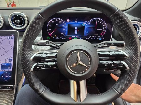 2024 Mercedes-Benz C Class *C300E*AMG LINE*PREMIUM* €55,950 thumbnail