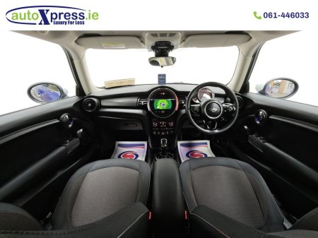 2020 MINI Cooper 1.5 Automatic, Reversing camera €24,995