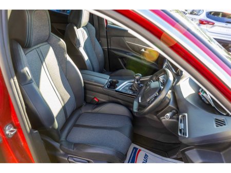 2021 Peugeot 3008 2021 Peugeot Red 1.2 PureTech 130bhp Allure €23,950 thumbnail