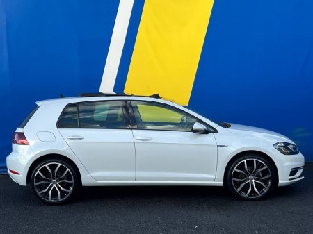 2017 Volkswagen Golf HIGHLINE R-LINE PACK 1.4 TSI AUTO * HIGH SPEC * // OPENING PAN ROOF // LEATHER HEATED SEATS // DIGITAL CLUSTER €19,950