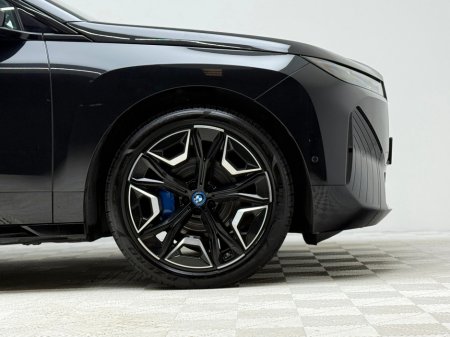 2022 BMW iX 40 M SPORT XDRIVE €41,990 thumbnail