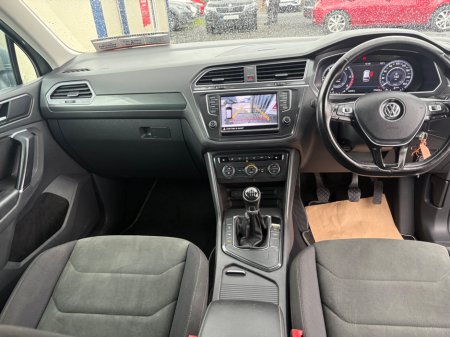2016 Volkswagen Tiguan 2.0 TDI 150HP BMT Highline €17,995 thumbnail