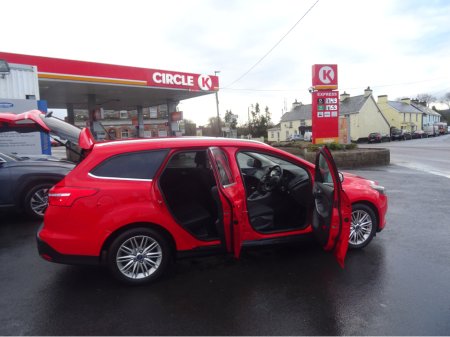 2017 Ford Focus Titanium 1.5tdci Estate 120 bhp €12,450 thumbnail
