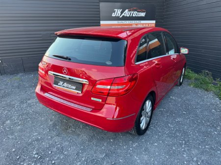 2014 Mercedes-Benz B Class B180 AUTO 5DR €10,895