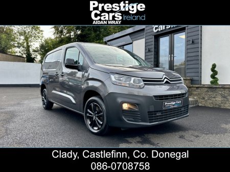 2020 Citroen Berlingo 1.5 BLUEHDI DRIVER 950 KG AUTOMATIC 130 BHP XL,LONG WHEEL BASE,METALLIC GREY,REVERSE CAMERA,FRONT AND REAR PARK SENSORS,FACTORY COLOUR CODED,APPLE CAR PLAY,NEW TIMING CHAIN,*NO VAT*READ ADD €12,850