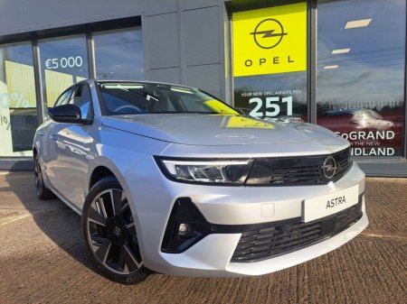 2025 Opel Astra Elegance 55KWh EV 155PS €29,950