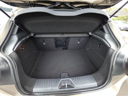 2013 Mercedes-Benz A Class A180 AMG INTERIOR HALF LEATHER SEATS / HI SPEC / SYSTEM LOW ROAD TAX BAND / SIMI DEALER thumbnail