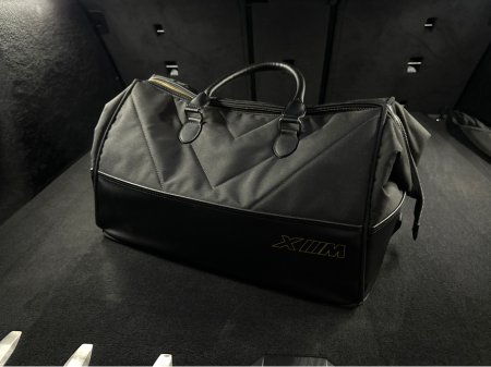 2024 BMW XM 50E PHEV AUTO MEGA SPEC €124,950 thumbnail