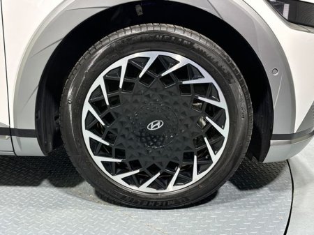 2024 Hyundai Ioniq 5 510 Km's Range 77KWH 241 €36,800 thumbnail