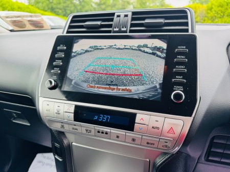 2023 Toyota Landcruiser *NO VAT* LAND CRUISER LWB COMMERCIAL AUTO 4DR €51,999 thumbnail