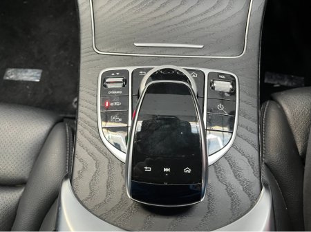 2020 Mercedes-Benz C Class €29950! 2020 MERCEDES-BENZ C220D AMG LINE LAUREUS EDITION AUTOMATIC / CRUISE CONTORL / PADDLE SHIFTERS / REVERSE CAMERA / ELECTRIC MEMORY & HEATED SEATS €29,950 thumbnail