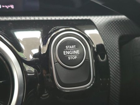 2021 Mercedes-Benz A Class A 250 E AMG LINE EXECUTIVE, Plugin Hybrid, Reversing camera €26,895 thumbnail