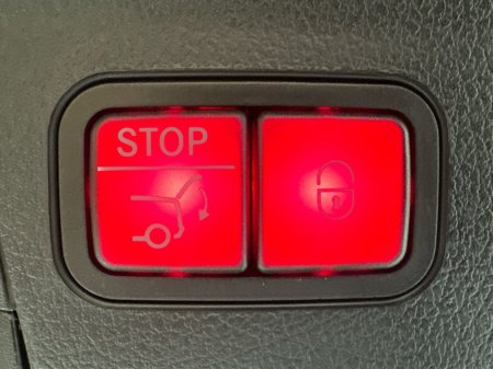 2026 Mercedes-Benz GLE Class GLE400 e 4Matic AMG Exterior Line Sport Edition PHEV €114,395 thumbnail