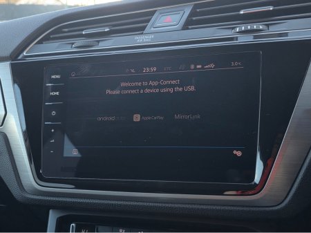 2018 Volkswagen Touran ( 182 )1.4 TSI AUTO 7 SEATER CARPLAY ANDROID AUTO LARGE TOUCH SCREEN - SPECIALISING IN IMPORTS OF GERMAN AUTOMATIC HI SPEC €17,950 thumbnail