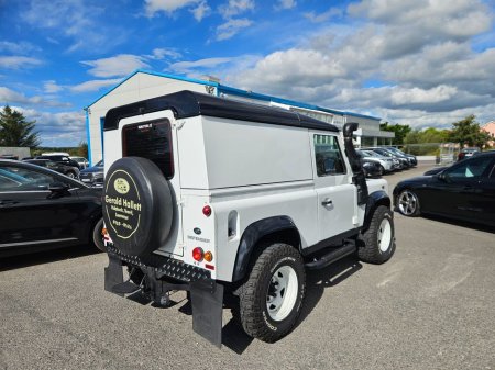 2014 Land Rover Defender 90 Hard TOP TD 4X4 €33,990