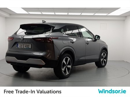 2022 Nissan Qashqai 1.3 PET MILD HYBRID SV PREMIUM €27,495