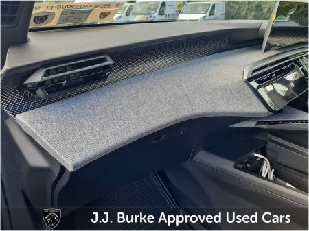 2025 Peugeot 5008 GT Hybrid 145bhp €52,950 thumbnail