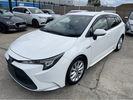 2020 Toyota Corolla HYBRID 1.8 AUTOMATIC 5DR TOURING MODEL  www.bolandscarcentre.ie €18,900