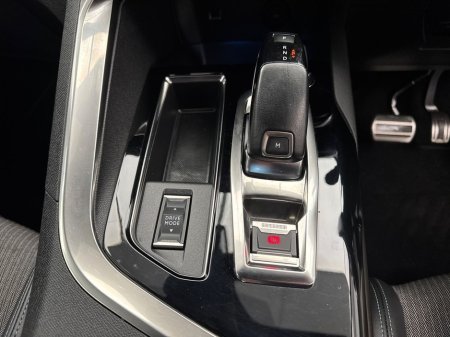 2023 Peugeot 5008 1.5HDI ALLURE AUTO *WARRANTY 2028* €70 P/W ON PCP €38,995 thumbnail