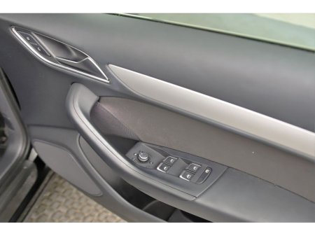 2016 Audi Q3 1.4 TFSI S-TRONIC*PARK SENSORS*REVERSE CAM* thumbnail