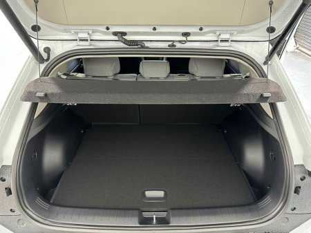 2026 Kia EV4 0% Finance Earth 3 €48,480 thumbnail