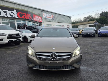 2013 Mercedes-Benz A Class A180 AMG INTERIOR HALF LEATHER SEATS / HI SPEC / SYSTEM LOW ROAD TAX BAND / SIMI DEALER thumbnail