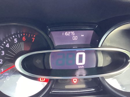 2016 Renault Clio IV Expression 1.2 4DR €8,750 thumbnail