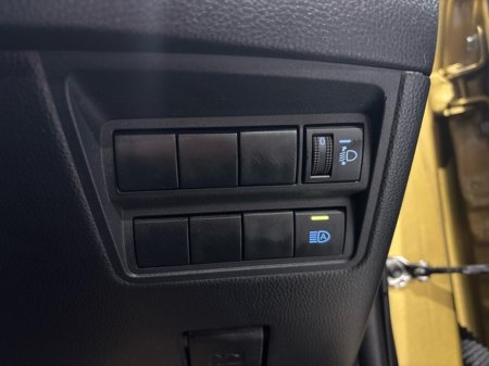 2023 Toyota Yaris Cross LUNA SPORT BI-TONE HYBRID AUTO €28,950 thumbnail