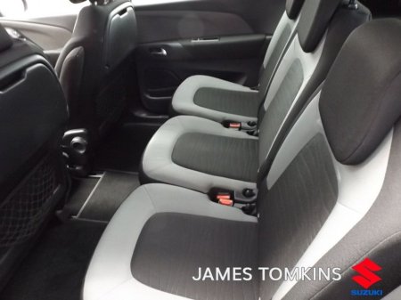 2015 Citroen C4 e-HDi 115 Airdream 6-spd man EXCLUSIVE 7 SEAT €9,950