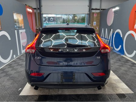 2015 Volvo V40 €11950 2015 VOLVO V40 T4 SE 1.6 AUTOMATIC / CRUISE CONTROL / REVERSE CAMERA / ELECTRIC MEMORY & HEATED SEATS €11,950