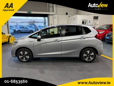 2019 Honda Jazz /Fit 1.5 Self-Charging Hybrid Automatic. AA APPROVED // FINANCE & NATIONWIDE DELIVERY AVAILABLE // SIMI DEALER €14,995 thumbnail