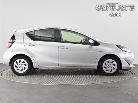 2019 Toyota Aqua 1.5 Hybrid Auto €13,890