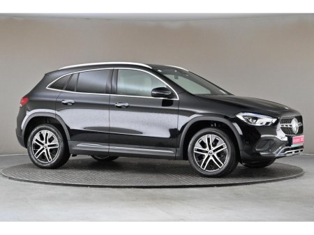 2023 Mercedes-Benz GLA Class 180D *BEIGE LEATHER* €41,890 thumbnail