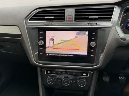 2020 Volkswagen Tiguan Allspace 2.0 TDI 150HP R-Line €34,950