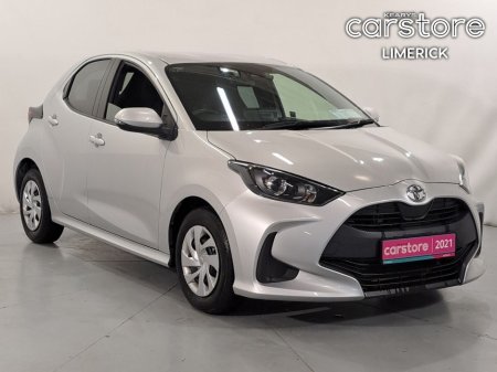 2021 Toyota Yaris 1.0 Pet Auto €16,880