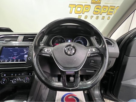 2017 Volkswagen Tiguan COMFORTLINE 2.0 TDI 115BHP 115HP MANUAL 6SPEED FWD 4 €14,700 thumbnail