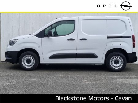 2024 Opel Combo  €24,950