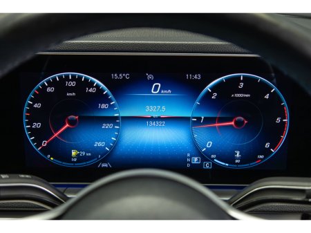 2019 Mercedes-Benz GLE Class GLE 300 d 4MATIC €49,950 thumbnail