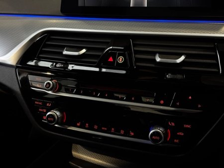 2018 BMW 5 Series 530 E G30 M Sport 4DR Auto #16 €27,950 thumbnail