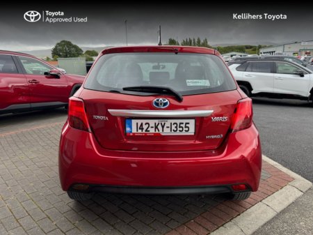 2014 Toyota Yaris HYBRID ELECTRIC ICON €10,950
